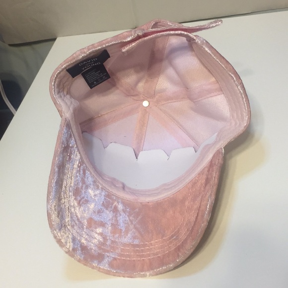 David & Young Crushed Velvet Cap Blush - Picture 3 of 5